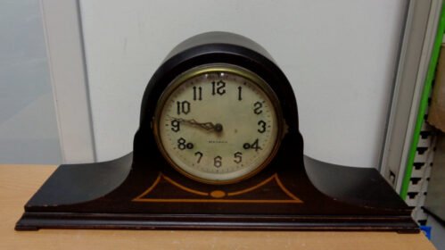 New Haven Chime Pendulum 8 Day Westminster Mantle Clock parts or repair