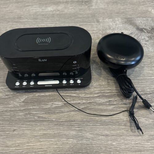 NEW iLuv TimeShaker Q5 Wow Dual Alarm Digital Clock with Strong Wired BedShaker