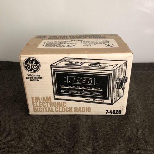 New/Open Box! • Vintage GE Digital Alarm Clock FM/AM Radio • 7-4620