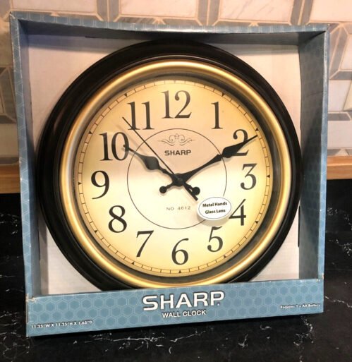 NEW Sharp Wall Clock Metal Hands Glass Lens SPC3018N New in Package