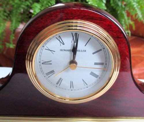 NIB Howard Miller Rosewood Table Alarm Clock Desk Mantle Model 613489 New