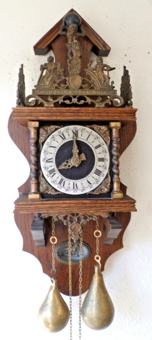 NICE ANTIQUE ZAANDAM HOLLAND LARGE 8 DAY ZANDEESE BELL CHIME DUTCH WALL CLOCK!