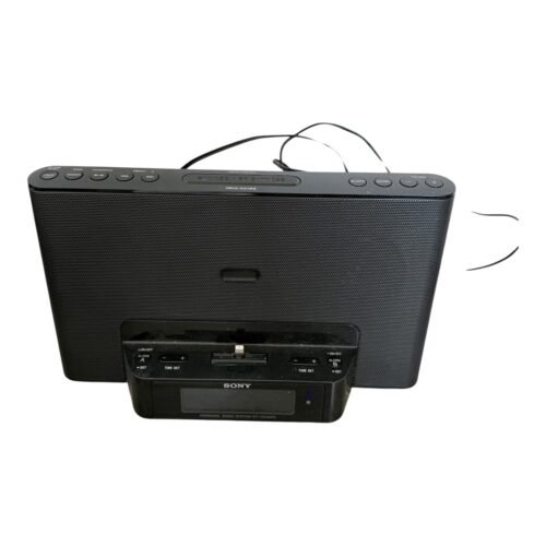 NWOT Sony Black ICFCS15IPN Lightning iPhone iPod Clock Radio Speaker Dock