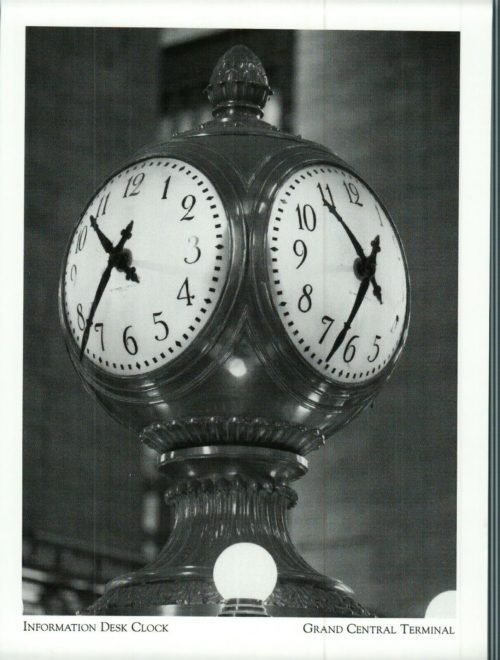 *NY Postcard-"Information Desk Clock" *Grand Central Terminal {G225-S2}