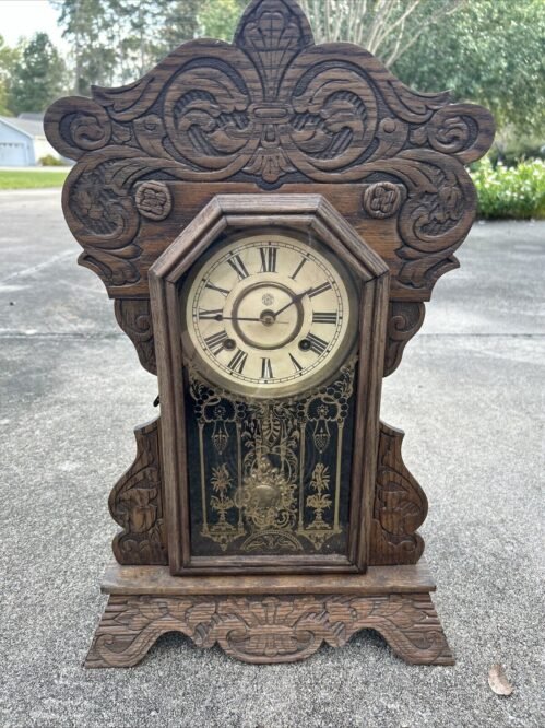 Old Antique NEW HAVEN Oak Gingerbread "CAMDEN" 8 Day Mantel Shelf PARLOR CLOCK