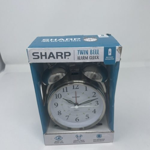 Old Fashioned Sharp Quartz Model SPC800 Alarm Clock Silver Tone Twin Bells New