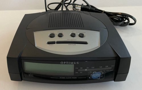 Optimus World Time AM/FM Atomic Clock Radio
