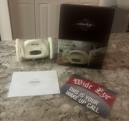 Original 2006 "Clocky" The Runaway Alarm Clock W/Light White Original Box Works!