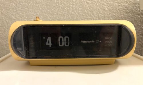 Panasonic RC-1103 Vintage Radio Flip-clock & Alarm