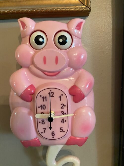 Pendulum Moving Eye Potbelly The Pig Clock Pink Pig Wall Clock RARE