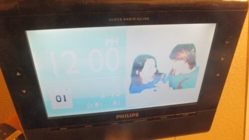 Philips Clock Radio ALJ308/37 Fm/Am Clock Radio With 7 " LCD Screen & Power cord