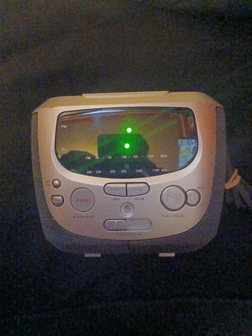 Philips Compact Disc Alarm Clock Radio Model AJ3910/37 Silver CD Works Great