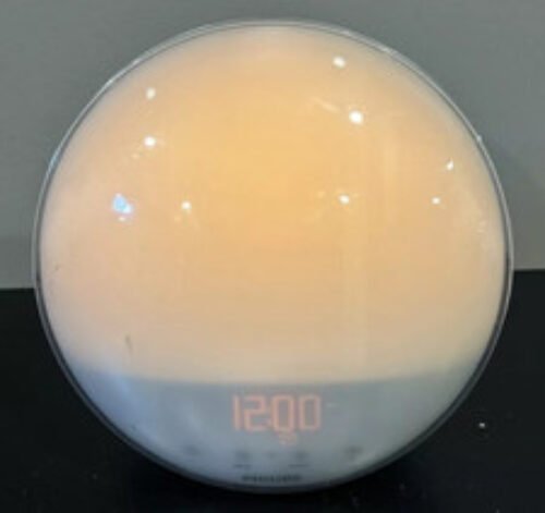 PHILIPS HF3520 Wake-Up Light Sunrise Alarm Clock w/ Nature Sounds & FM Radio!