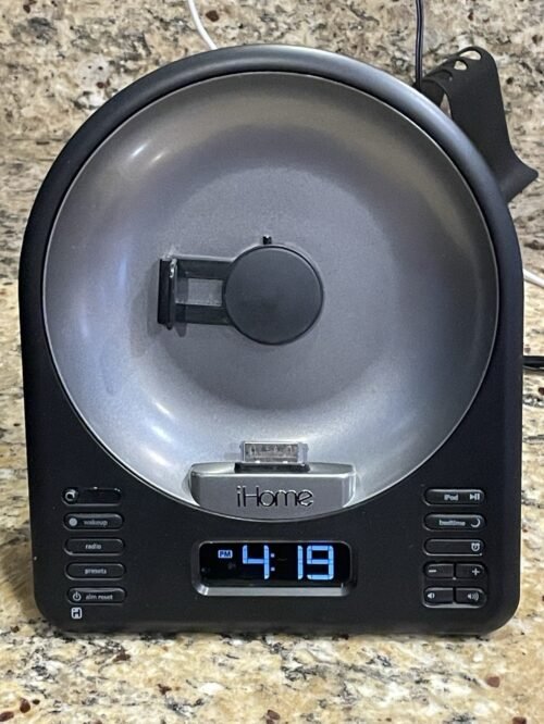 Pre-owned iHome iA63 Alarm Clock FM Radio for iPhone and iPod touch - No Remote