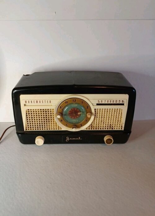 Rare 1950s Jewel Wakemaster Retro Radio Clock Model 5057 U. Read Description.