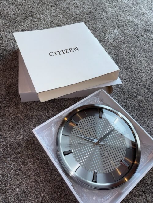 Rare Modern Citizen Watch Wall Clock CC2008 Silver Round Silent Movement Clock