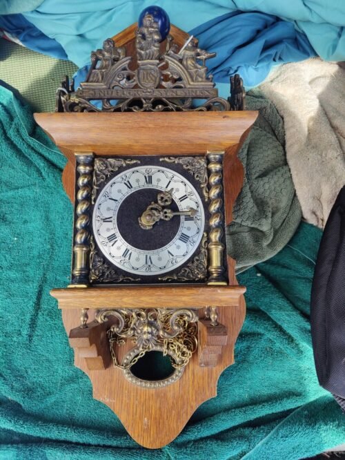 RARE VINTAGE GERMANY SBS 661 FEINTECHNIK CLOCK, German Made / NO WEIGHTS