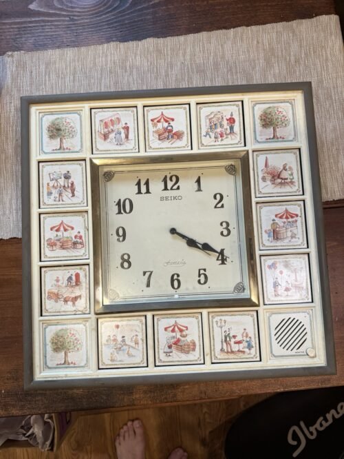 RARE Vintage Seiko Fantasia Animated Musical Wall Clock RE505B 1980's