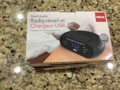 RC205 RCA Dual Wake Alarm Clock Radio AM/FM W/Red LED Display NEW