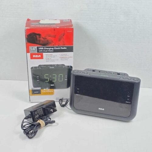 RCA Dual Alarm AM/FM Clock Radio USB Charging Model RC442