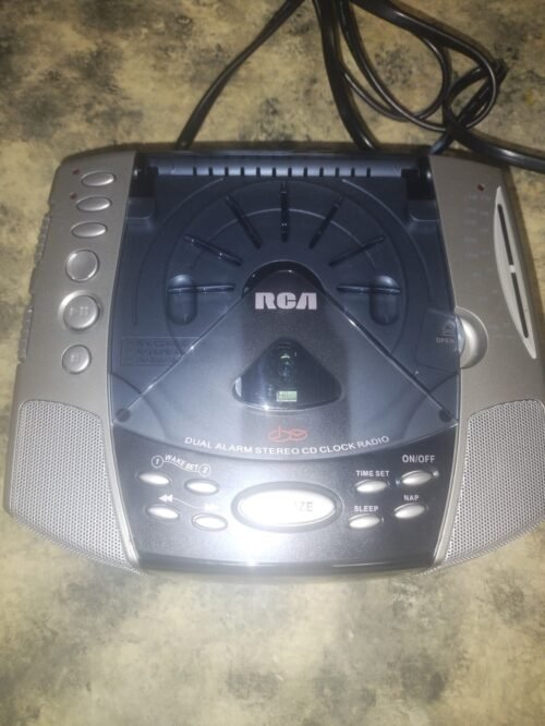 RCA Dual Alarm Stereo CD Clock Radio Works Tested RP4896A 120V Mint Condition