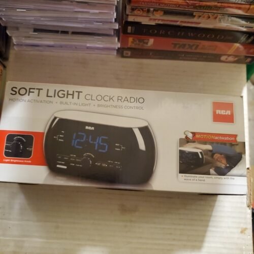 RCA Soft Light Clock Radio Motion Activation New