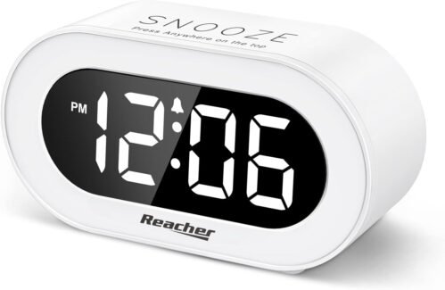 REACHER Small LED Digital Alarm Clock with Snooze, Simple to Operate, Full Range