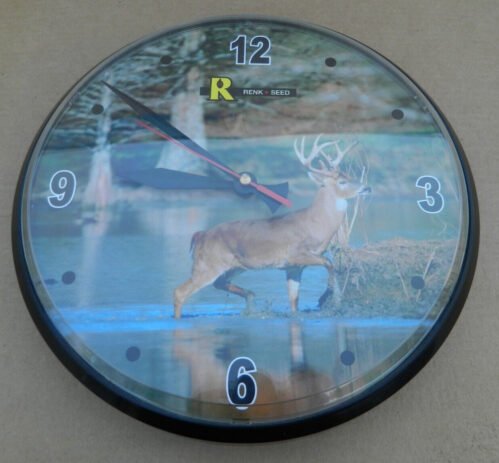 RENK SEEDS 8 Pt Whitetail Deer Pic 12.5" Rd Wall Clock-Quartz-AA Battery-USA-GUC
