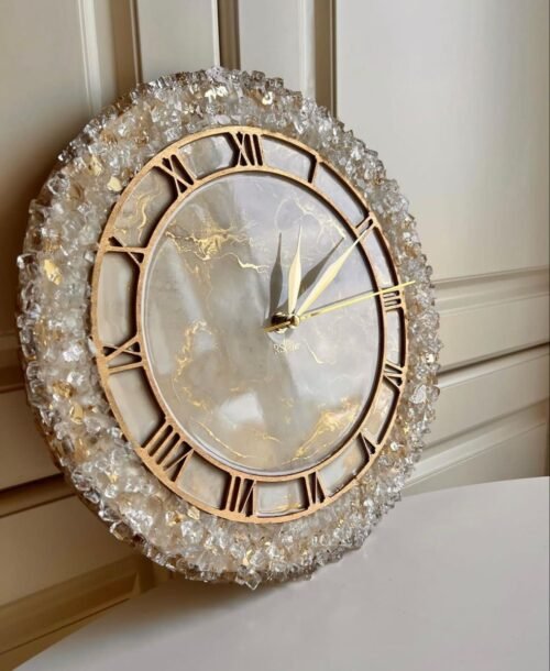 Resin Wall Clock for Home Decor Golden Geode modern design