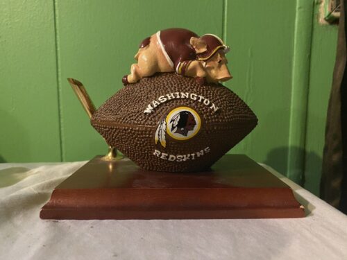 RETIRED NFL Washington Redskins Desk Clock & Pen SET SEE DETAILS