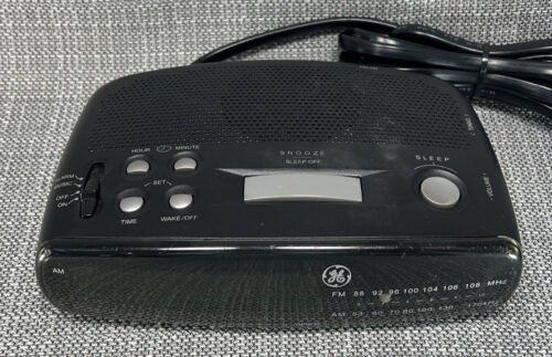 Retro Alarm Clock Radio GE Green LCD Digital AM/FM 7-4836B
