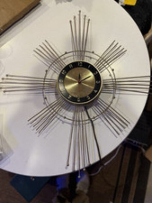 Retro Vintage LUX Starburst/Sunburst Wall Clock
