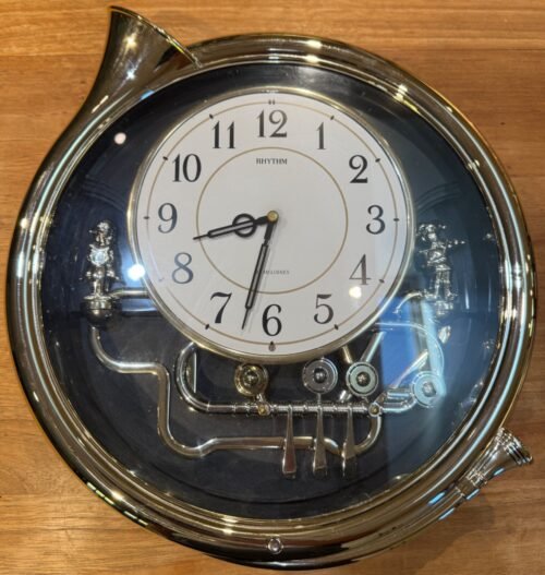 Rhythm Japan Music-themed Wall Clock with 6 different melodies + pendulum action
