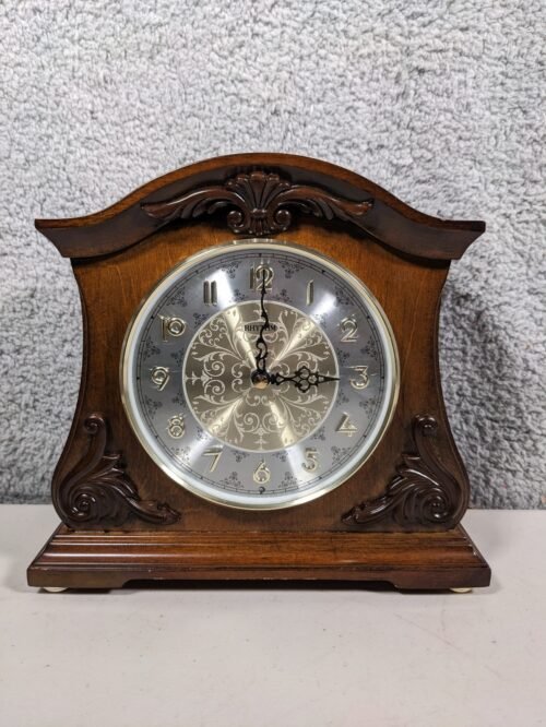 Rhythm Musical Mantel Clock Wooden Case Round Face