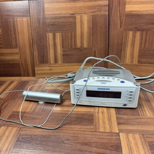 Sangean RCR-22 Atomic Clock FM-RDS AM Aux-in Digital Tuning Clock Radio EUC