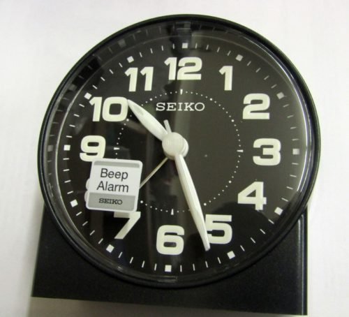 SEIKO - BLACK ROUND BLACK DIAL QUIET SWEEP ALARM CLOCK QHE084KLH