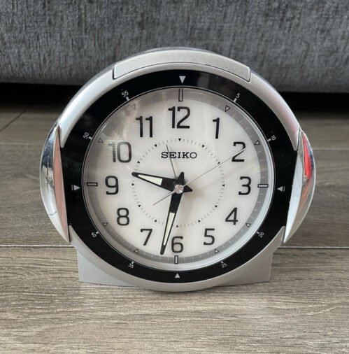 Seiko Analogue Bedside Alarm Clock QXK114S Silent sweeping Hand with light