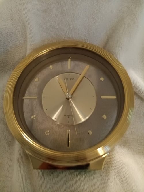 Seiko Desk/Shelf Round Goldtone Metal Clock