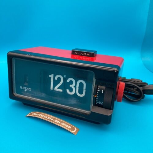 SEIKO DP690T Flip Clock Alarm Red Body Vintage 1970s Working tested Good