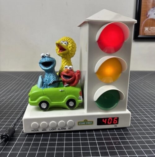 Sesame Street Stoplight Digital Alarm Clock Traffic Light Night Vintage WORKS