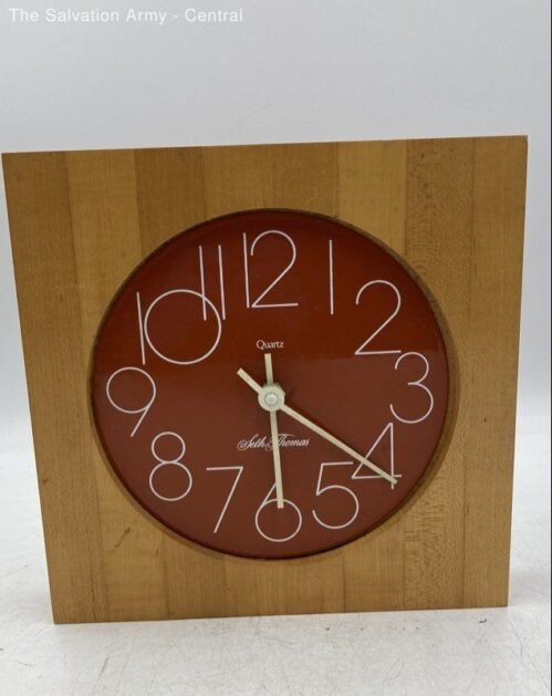 Seth Thomas Brown Wooden Quartz Battery-Operated Original Analog Wall Clock