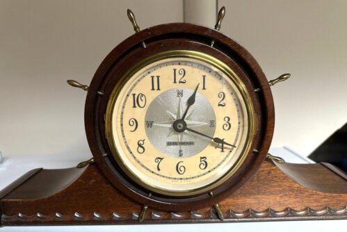 SETH THOMAS NAUTICAL MARITIME SHIPS WHEEL ORNATE WOOD MANTLE CLOCK (ANALOG)