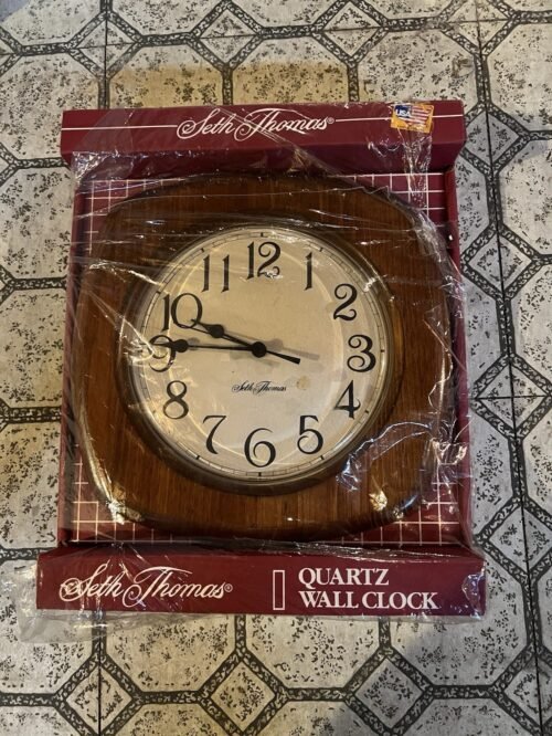 Seth Thomas Quartz Wall Clock Vintage Brand New In The Box
