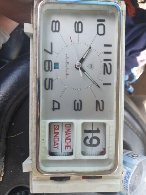 Shanghai Diamond Alarm Clock, Vintage Retro Chinese Wind-Up Square