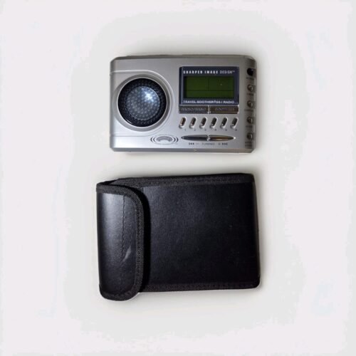 Sharper Image - Travel Soother 20 Radio SI621 - Portable Battery Radio w/ Case
