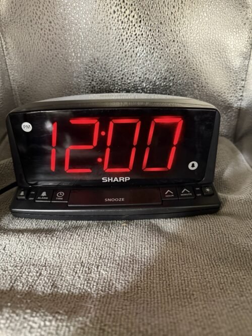 Sharp LED Alarm Clock With LED Display/Battery Backup/Nightlight/Snooze SPC-1225