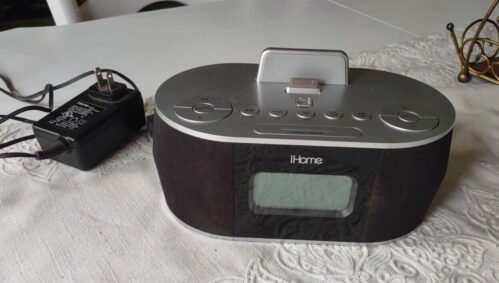 Silver/Black iHome iD38 Apple Docking Station Speaker Dual Alarm Clock Radio