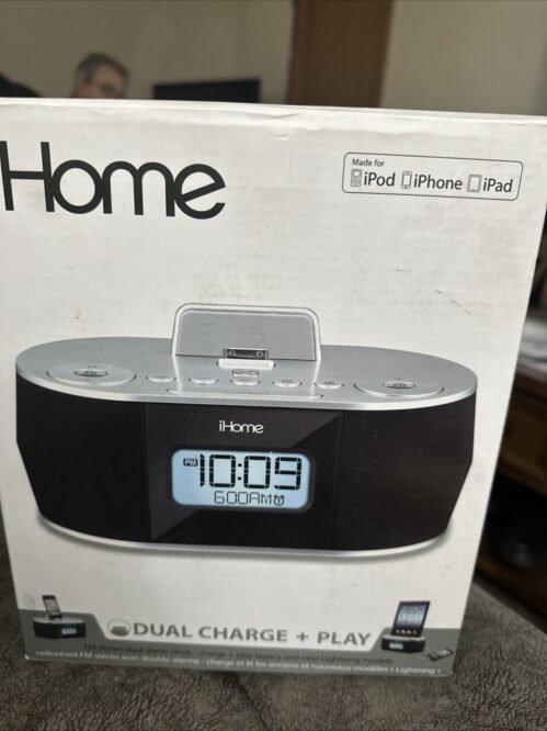 Silver/Black iHome iD38 Apple Docking Station Speaker Dual Alarm Clock Radio NIB