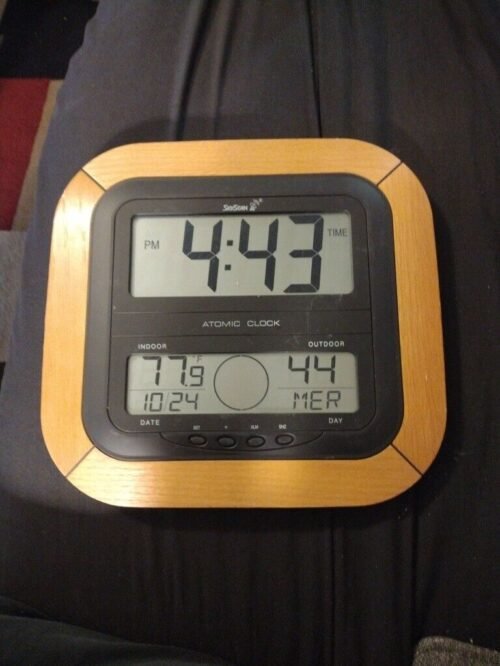 SkyScan Atomic Clock 87800-01 -Wood Trim -Wall Mountable -No Outdoor Sensor