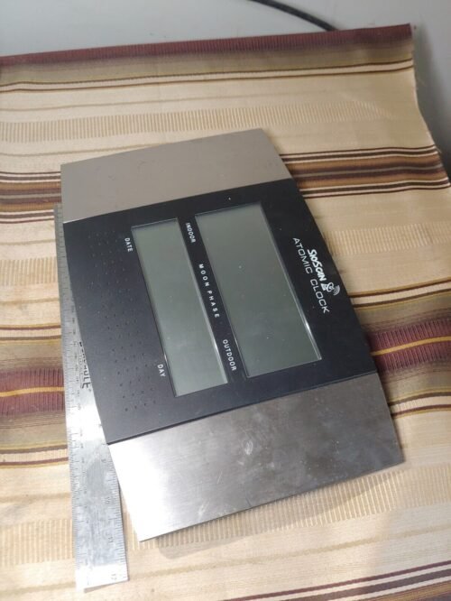 Skyscan Atomic Digital Wall Clock with Indoor/outdoor temperature